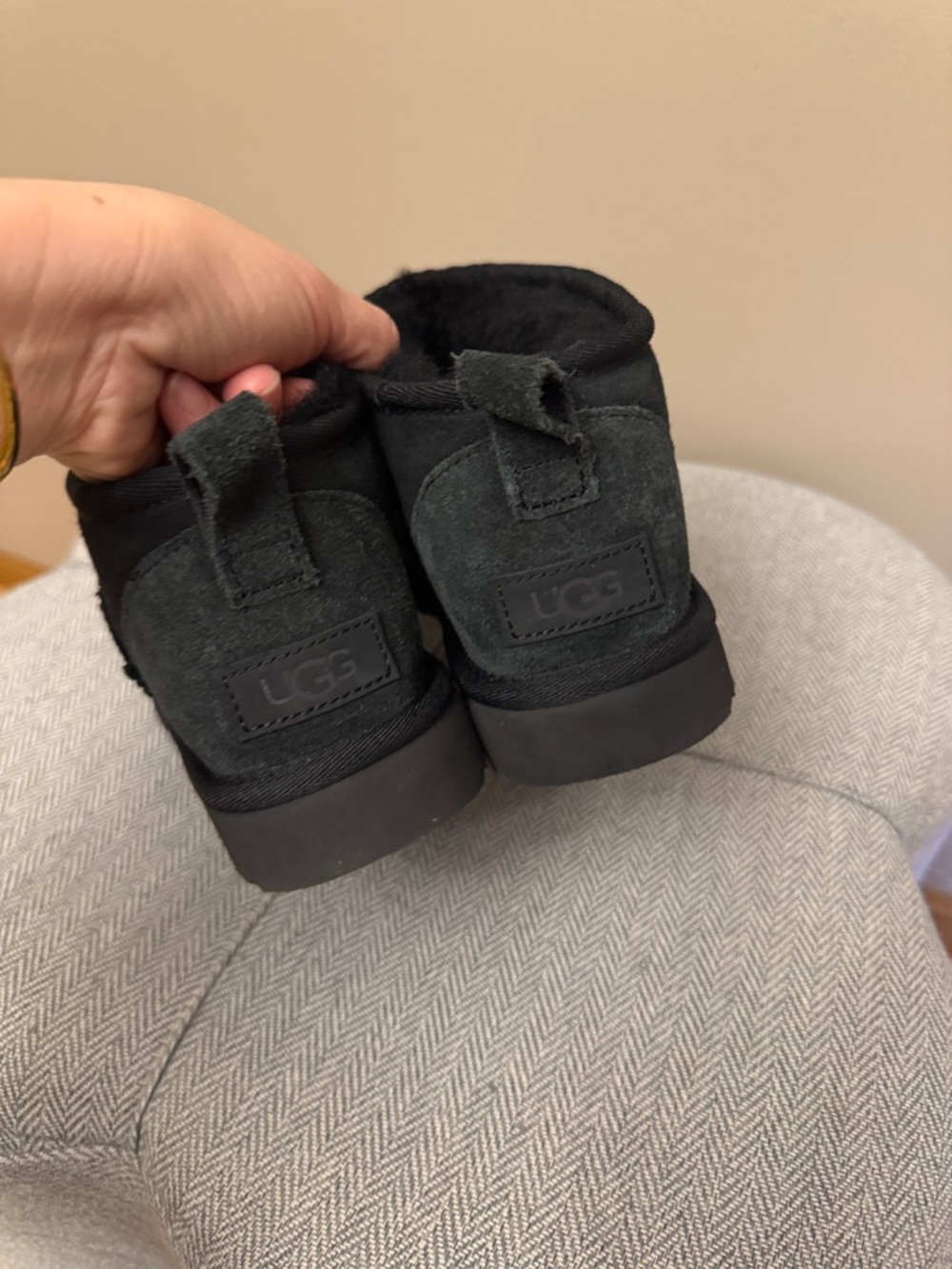 NEW UGG UGG Classic Ultra Mini - Picture 3 of 7